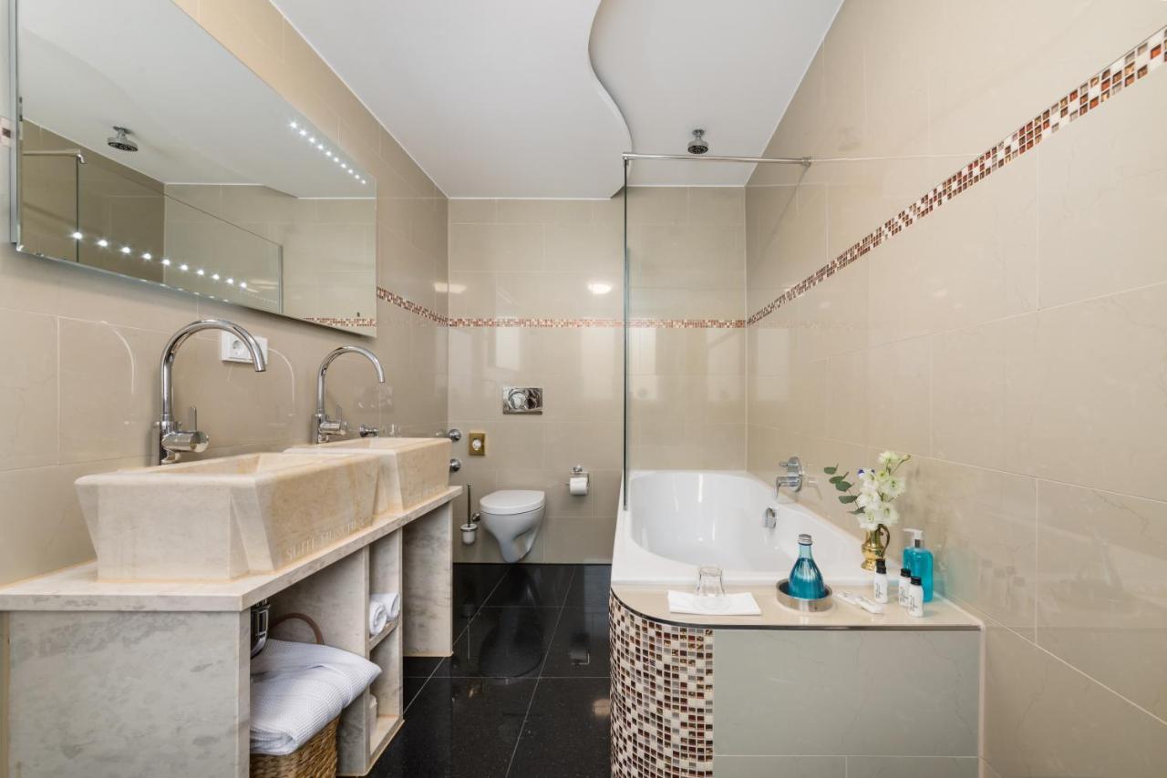 Hotel Du Train Мюнхен Екстериор снимка