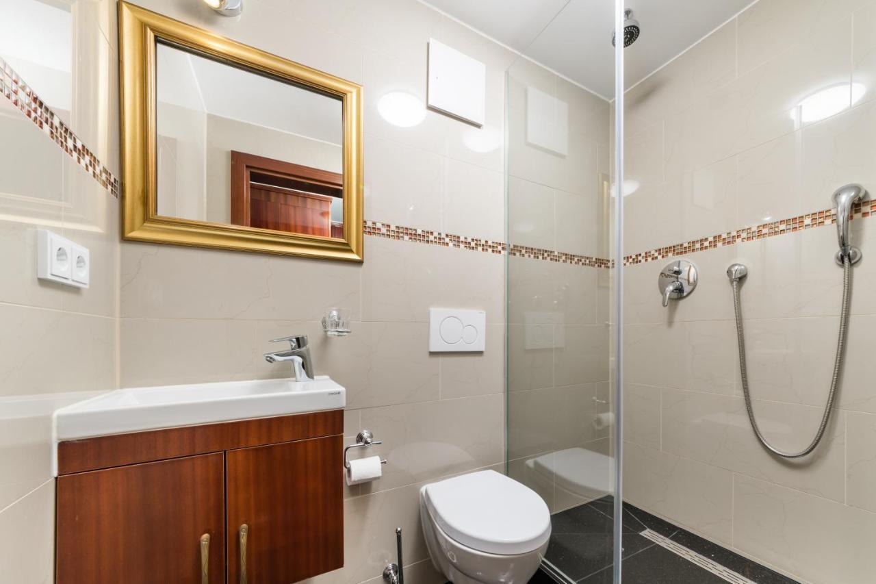 Hotel Du Train Мюнхен Екстериор снимка