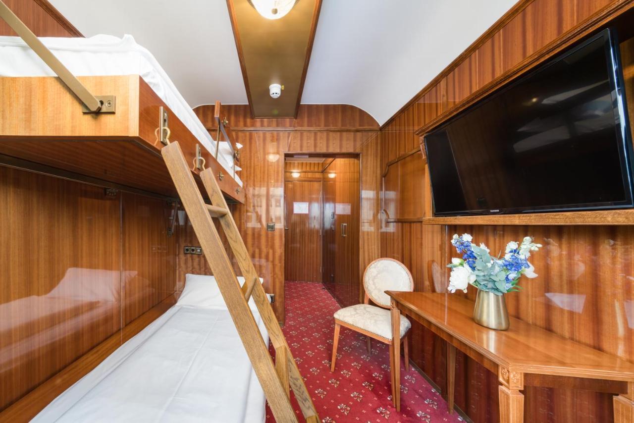 Hotel Du Train Мюнхен Екстериор снимка