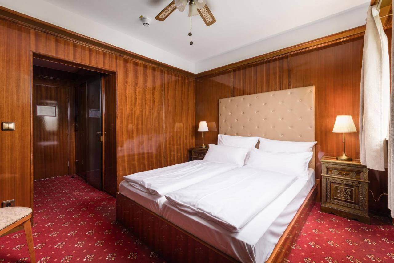 Hotel Du Train Мюнхен Екстериор снимка